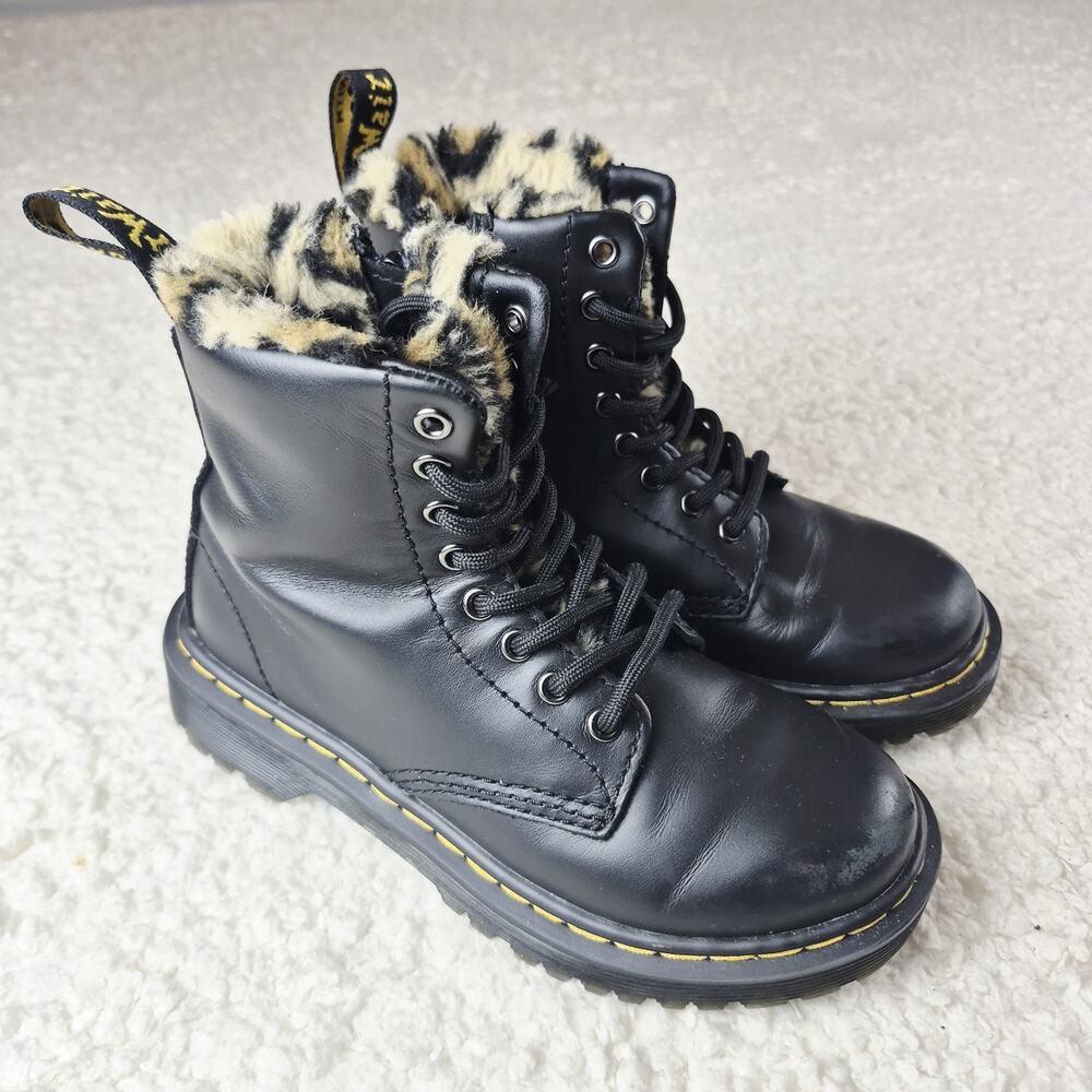 Dr. Martens Black Leather Faux Fur Lined Lace-Up Kids Boots size 12